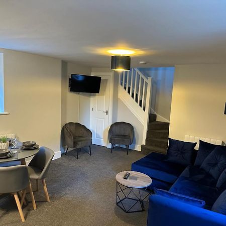Maple House - 2 Bedroom House With Free Parking In Town By Shortstays4U King's Lynn Exterior photo
