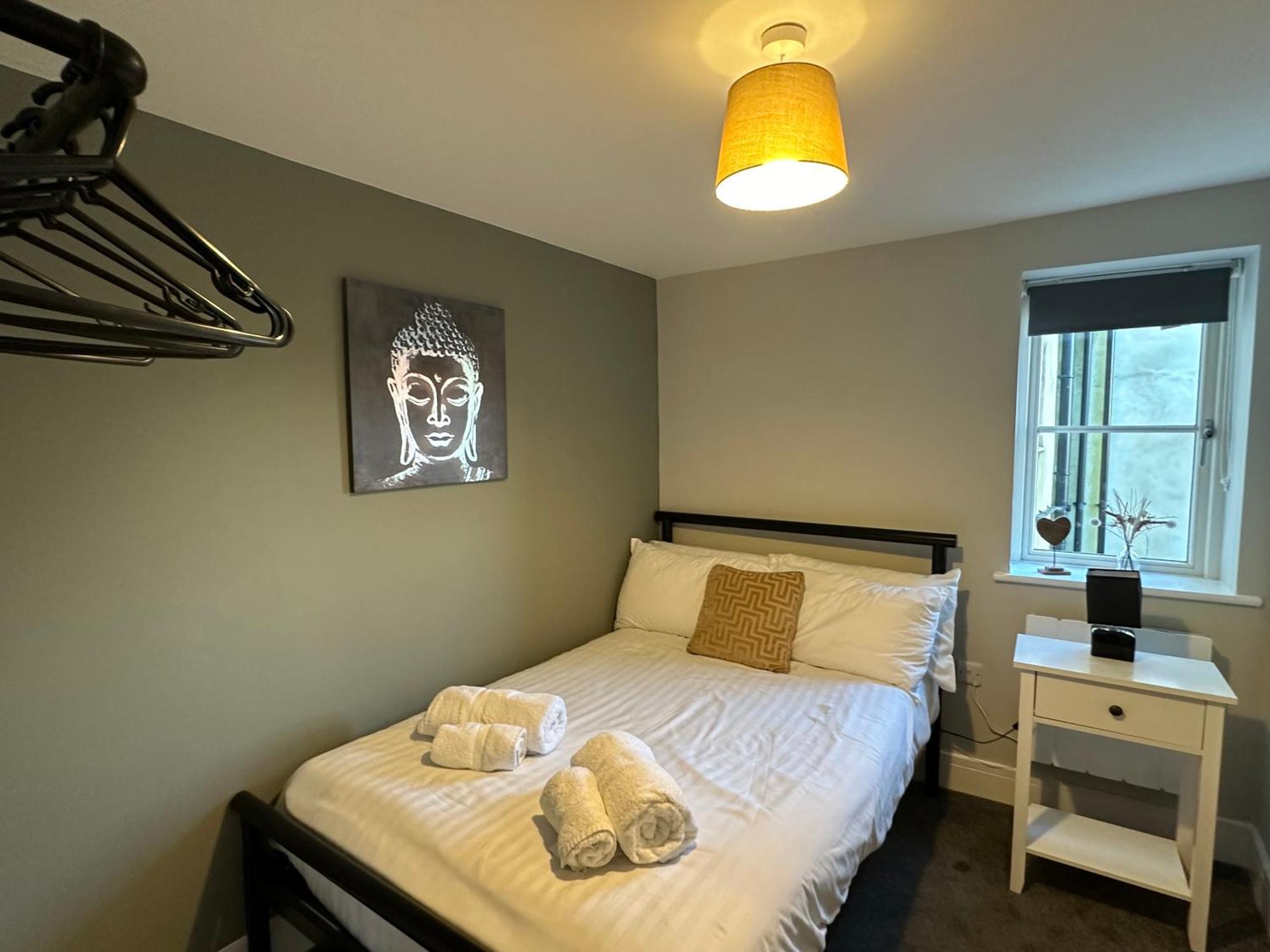Maple House - 2 Bedroom House With Free Parking In Town By Shortstays4U King's Lynn Exterior photo